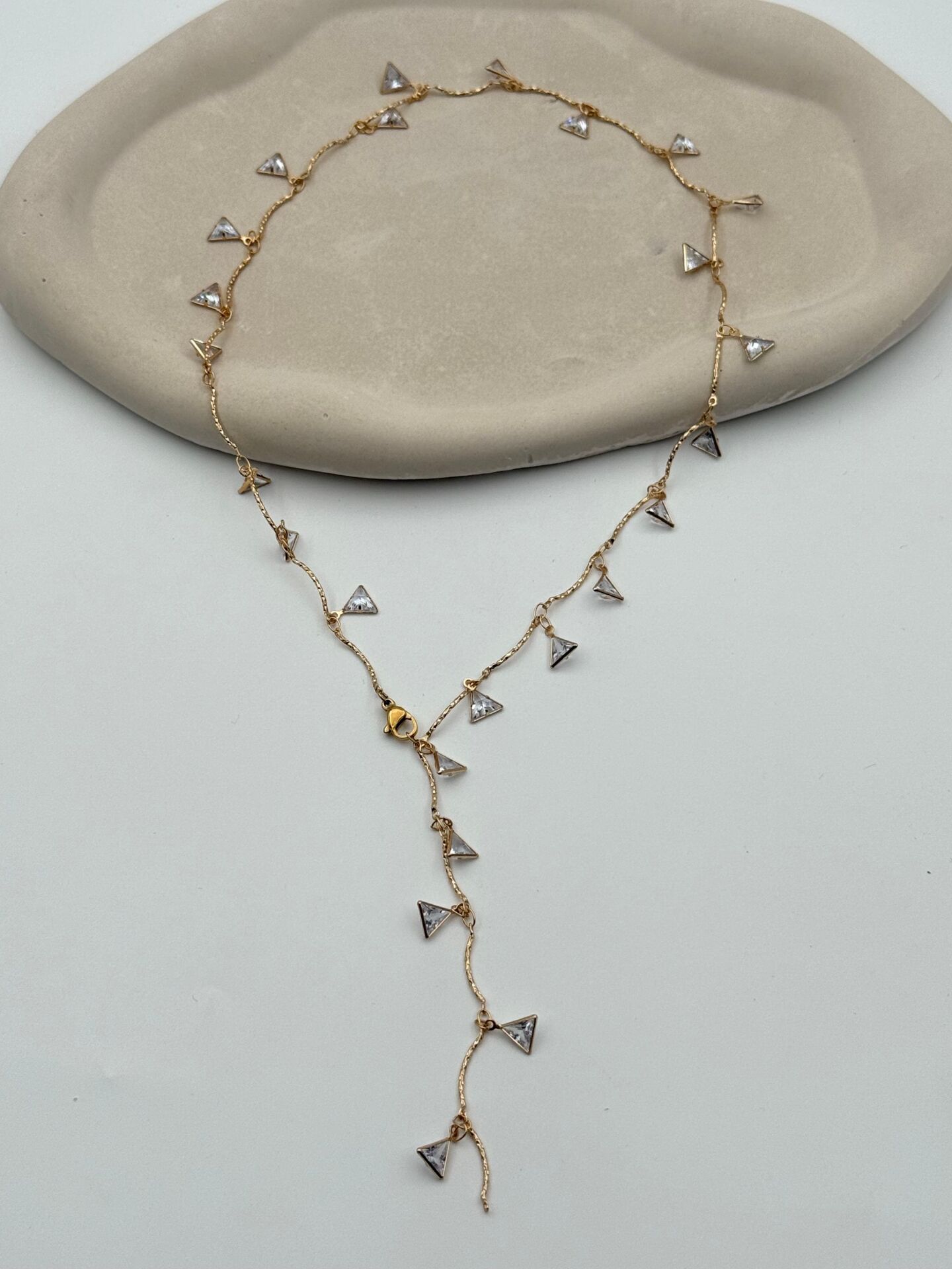 VIP Y Model Taşlı Kolye // KOLYE-5609