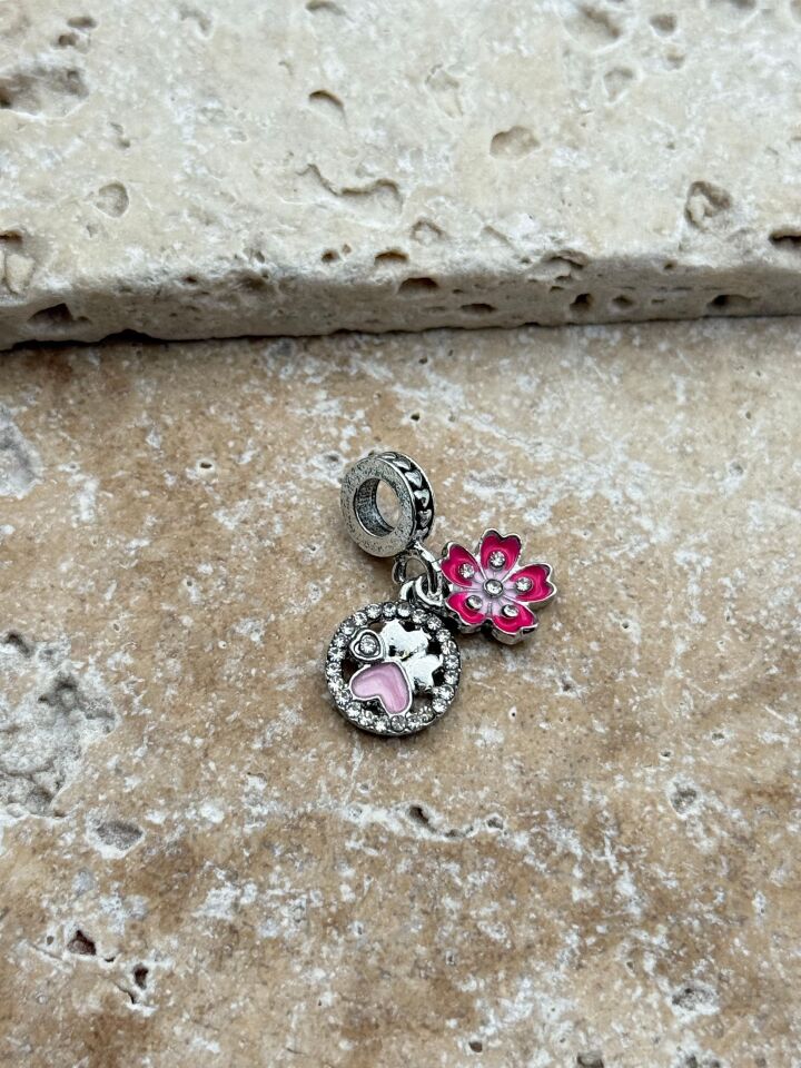 PNDR Charm // CHARM-775