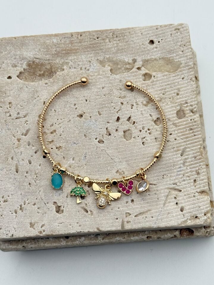 Çelik Charmlı Bileklik // KELEPCE-4218