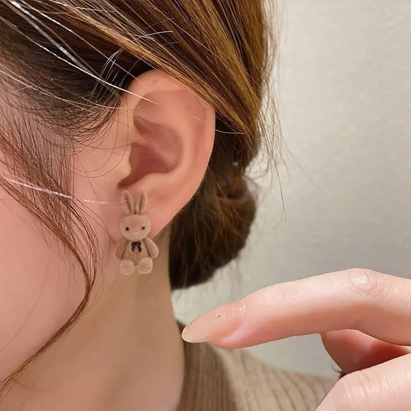 Rabbit Küpe Açık Renk