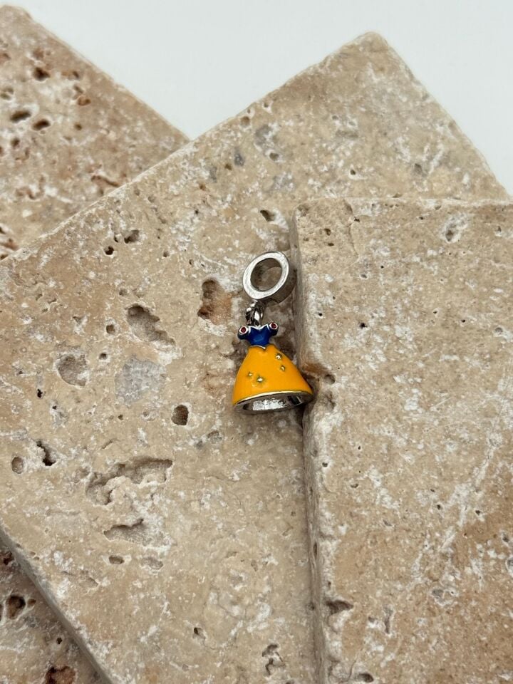 PNDR Charm // CHARM-751