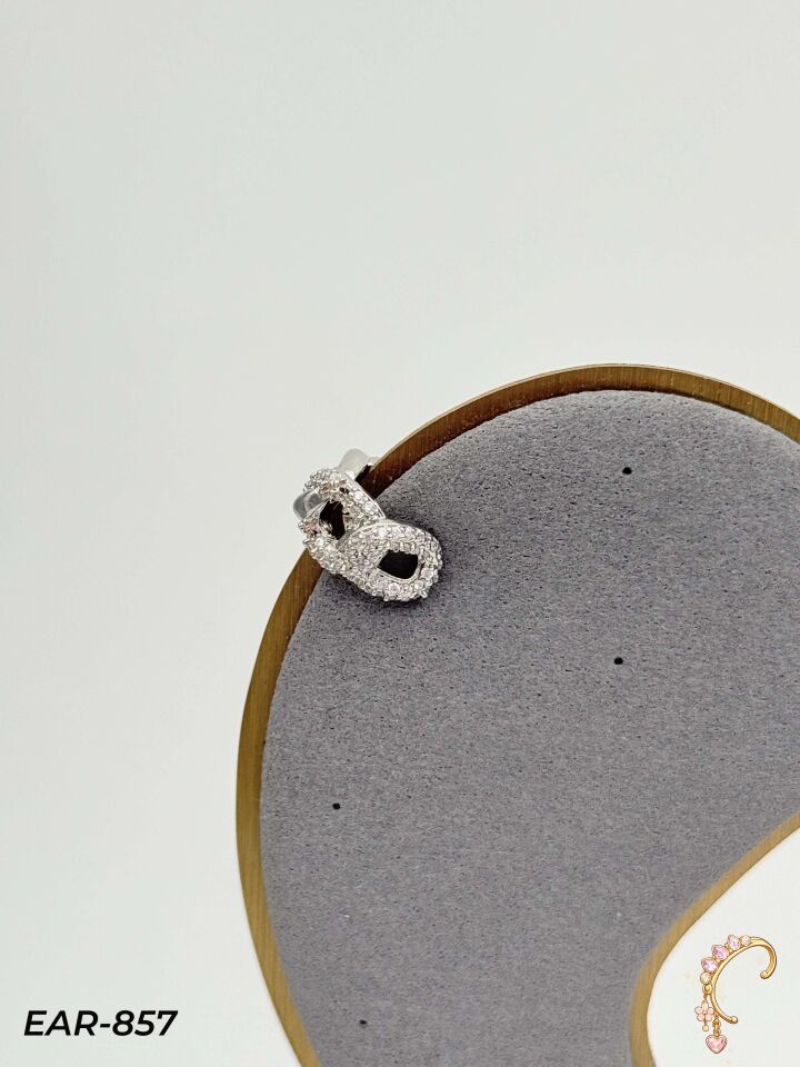 EARCUFF Kıkırdak Küpe // EAR-857