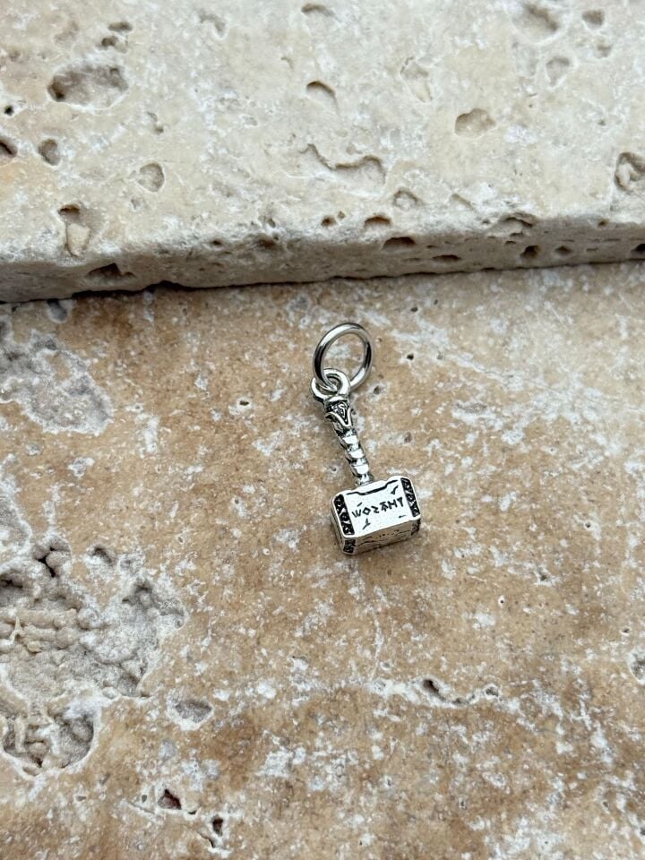 PNDR Charm // CHARM-783