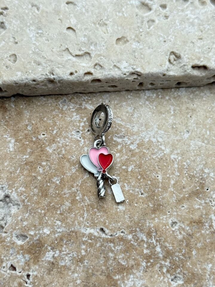 PNDR Charm // CHARM-786