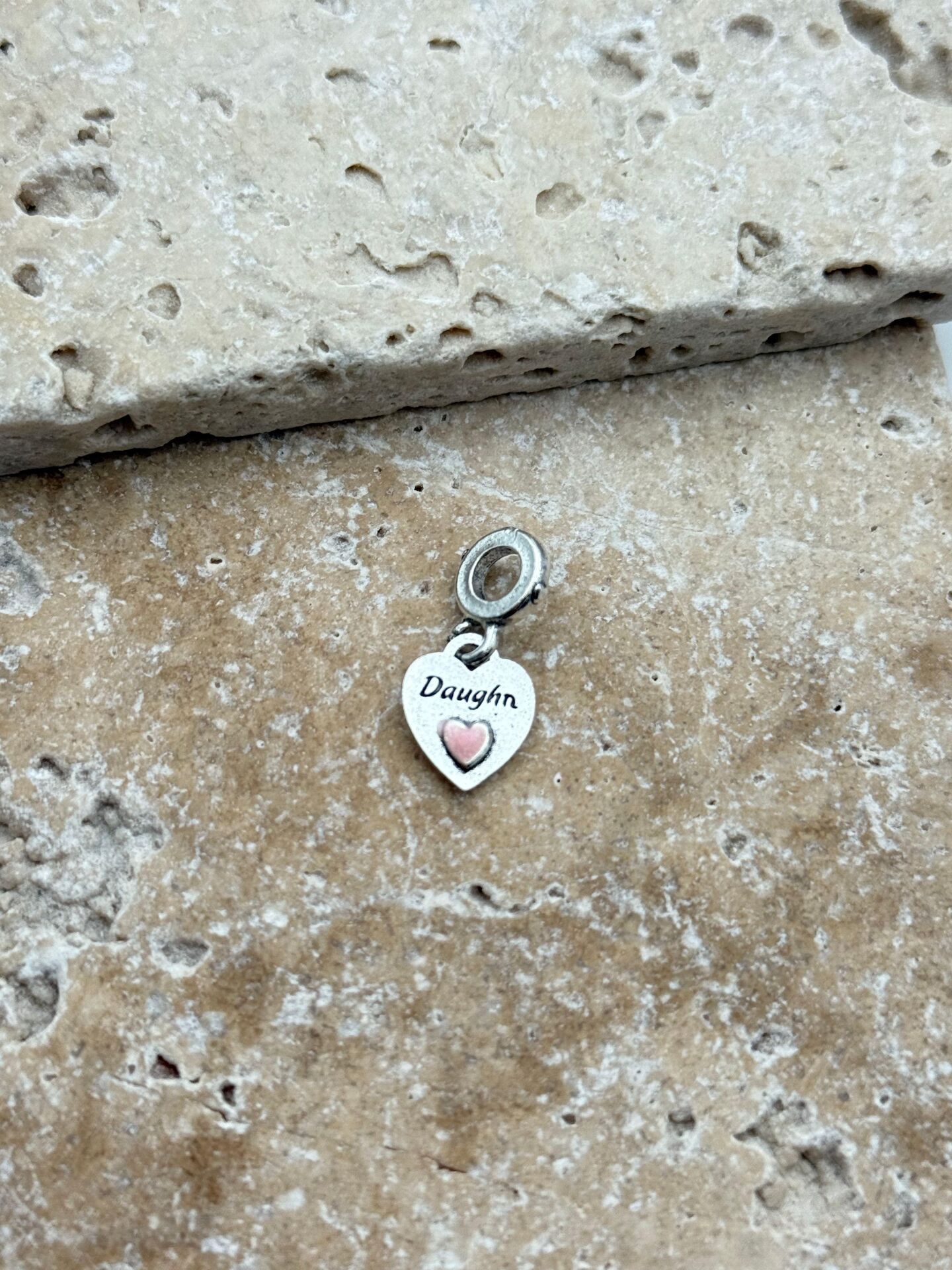 PNDR Charm // CHARM-833
