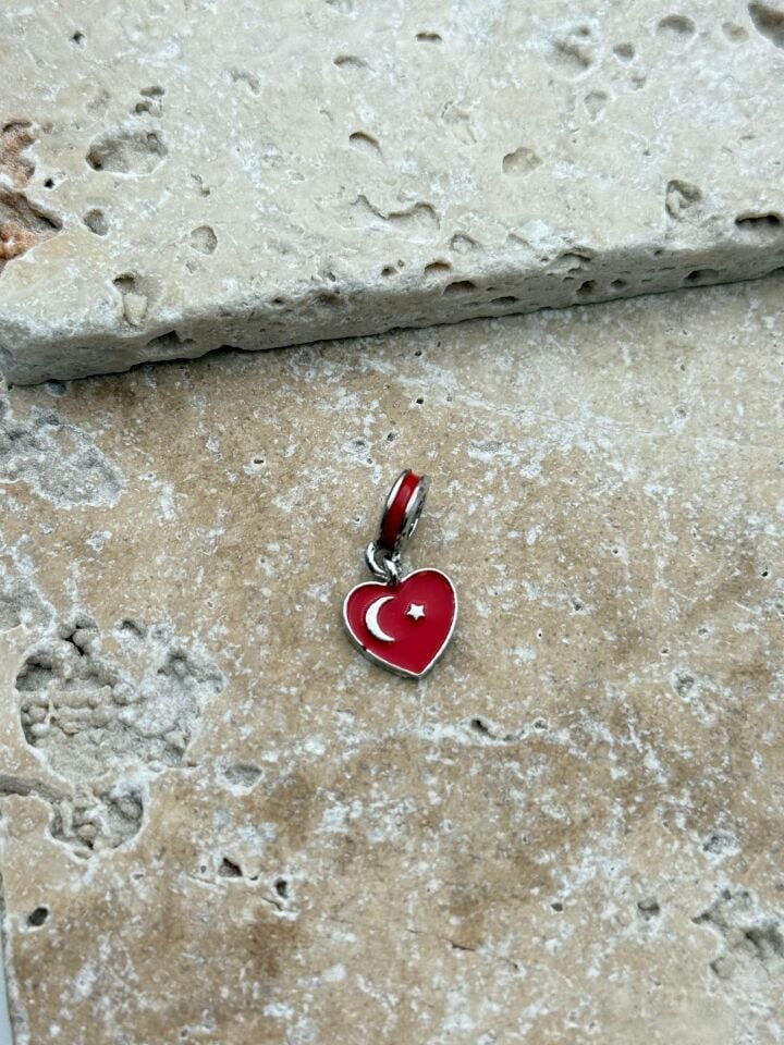 PNDR Charm // CHARM-839