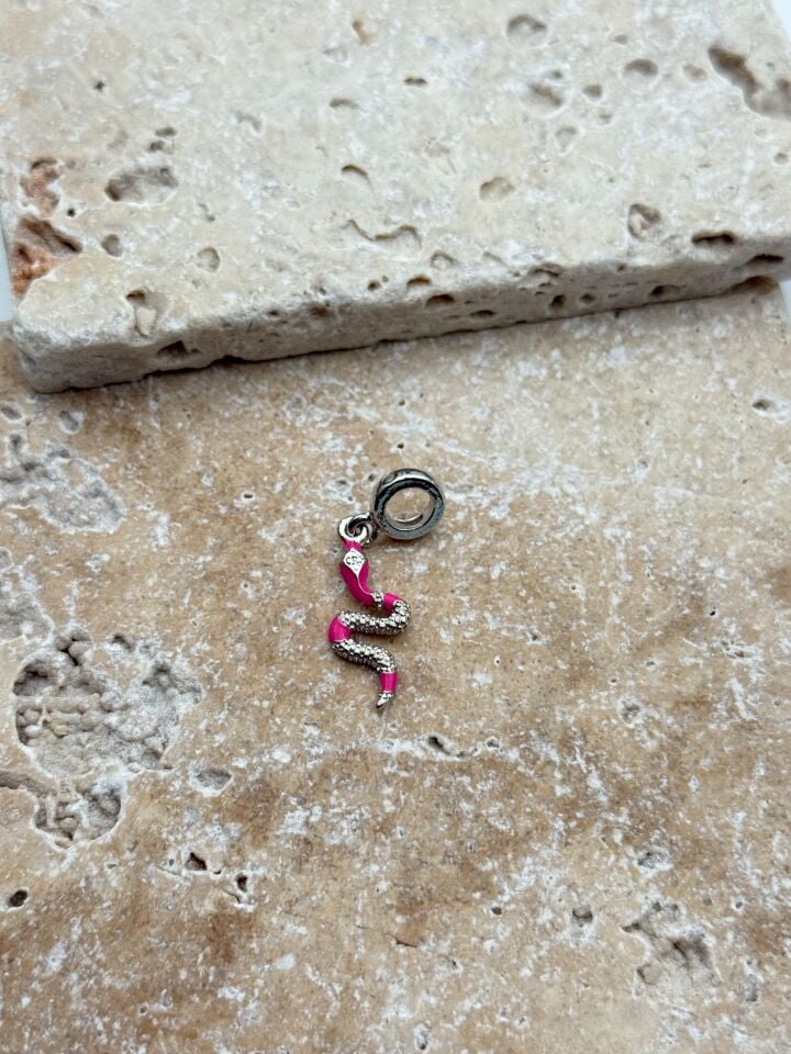 PNDR Charm // CHARM-847