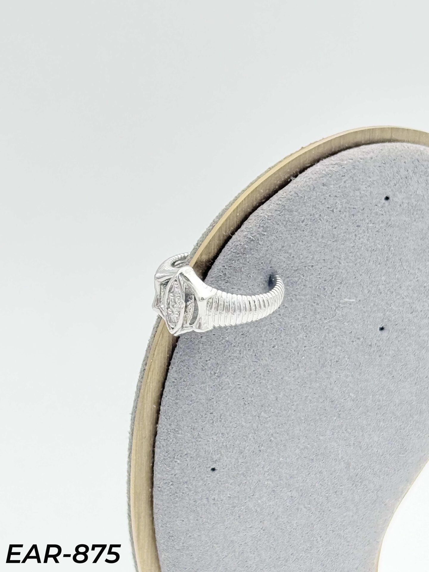 EARCUFF Kıkırdak Küpe // EAR-875