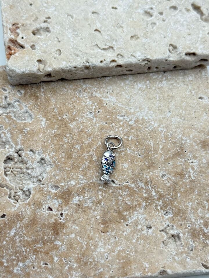 PNDR Charm // CHARM-849