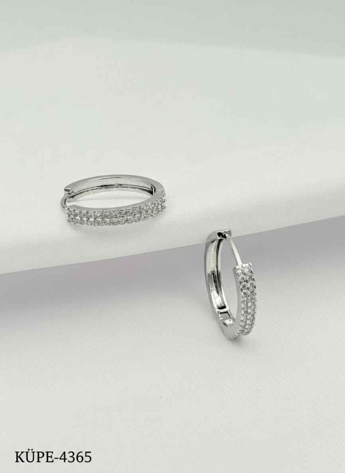 Çelik Küpe // KÜPE-4365