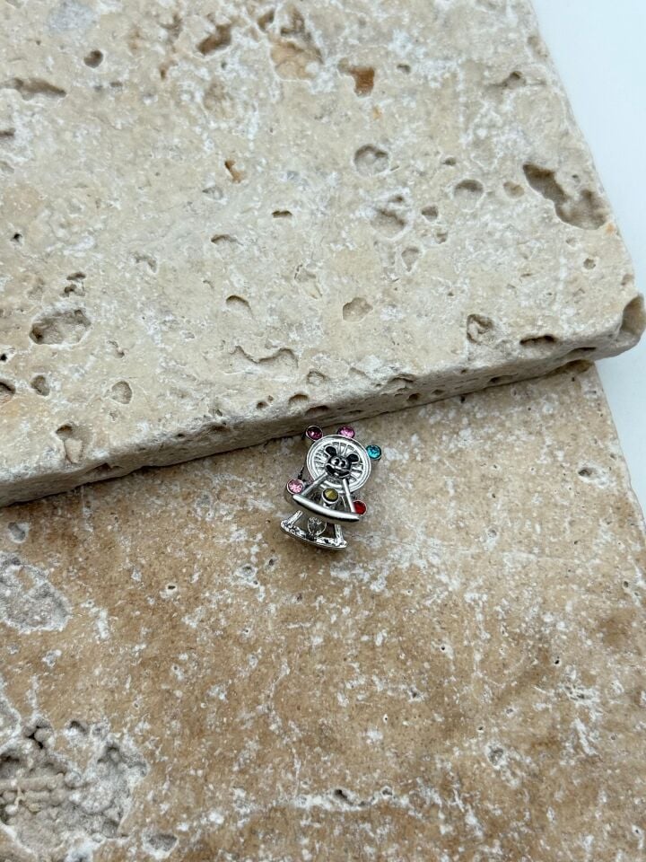 PNDR Charm // CHARM-854