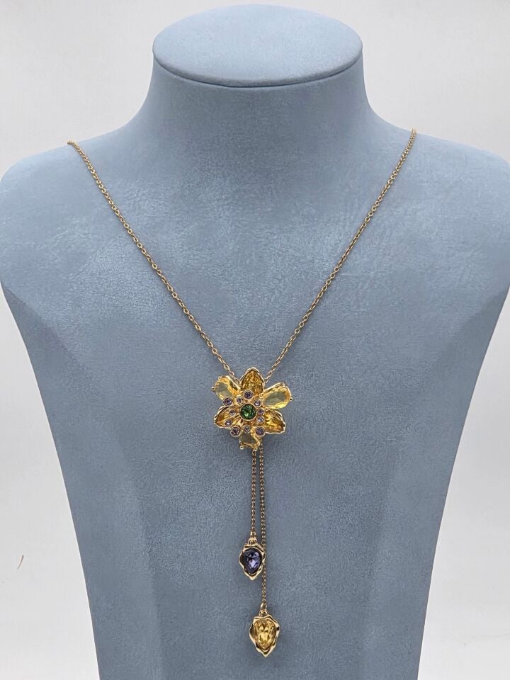 Çelik Çiçek Kolye // KOLYE-5843