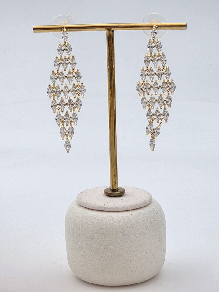 Zirkon Taşlı Rodyum Kaplama Küpe // ITHAL-3236