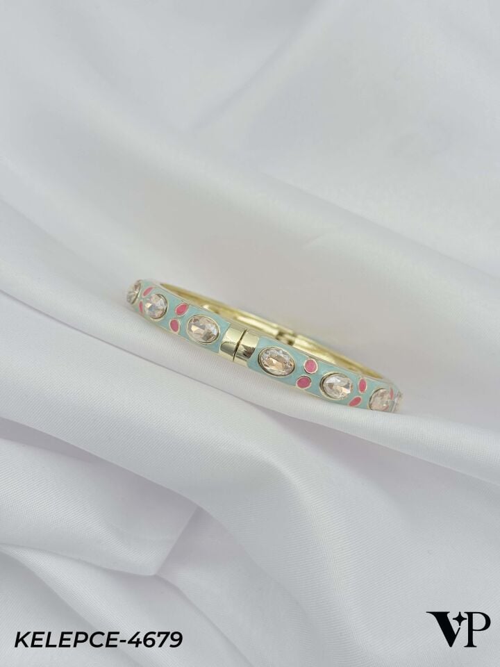 VIP Taşlı Mineli Kelepçe // KELEPCE-4679