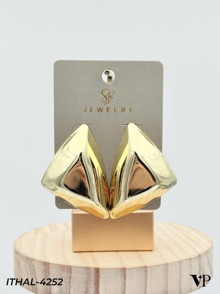 VIP Z*RA Küpe // ITHAL-4252