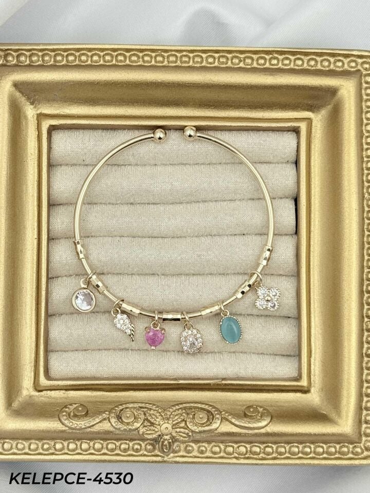 Çelik Charmlı Bileklik // KELEPCE-4530