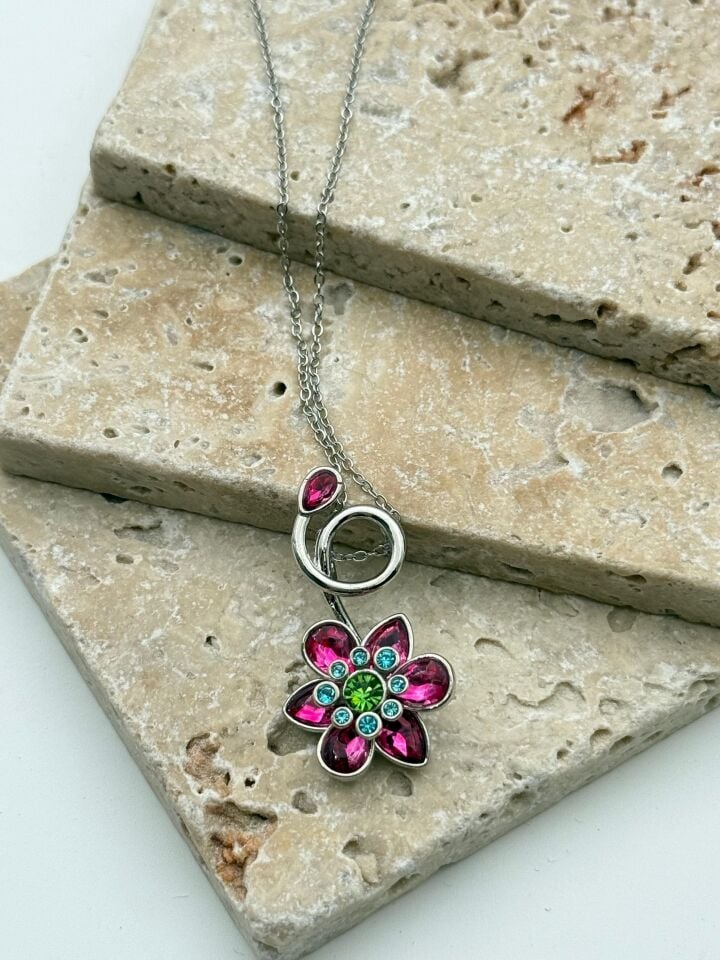 Çelik Çiçek Kolye // KOLYE-5634