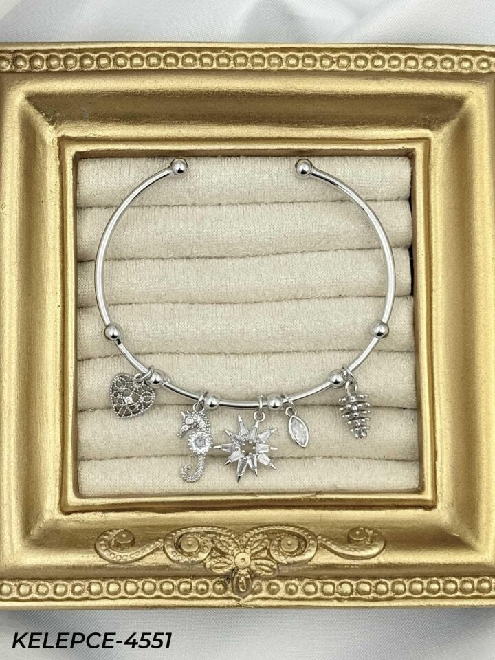 Çelik Charmlı Bileklik // KELEPCE-4551
