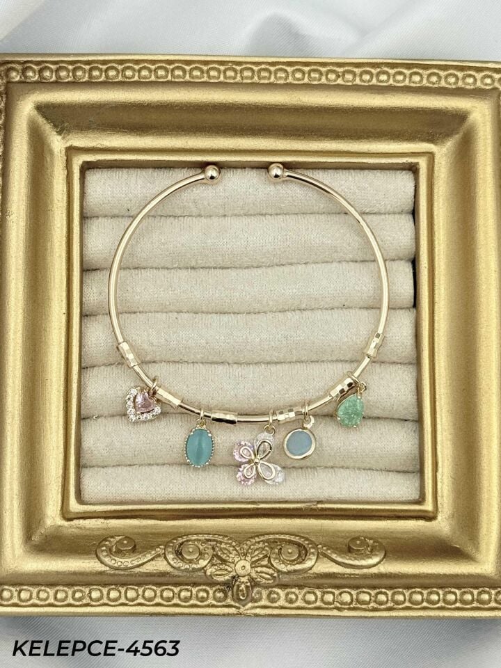 Çelik Charmlı Bileklik // KELEPCE-4563