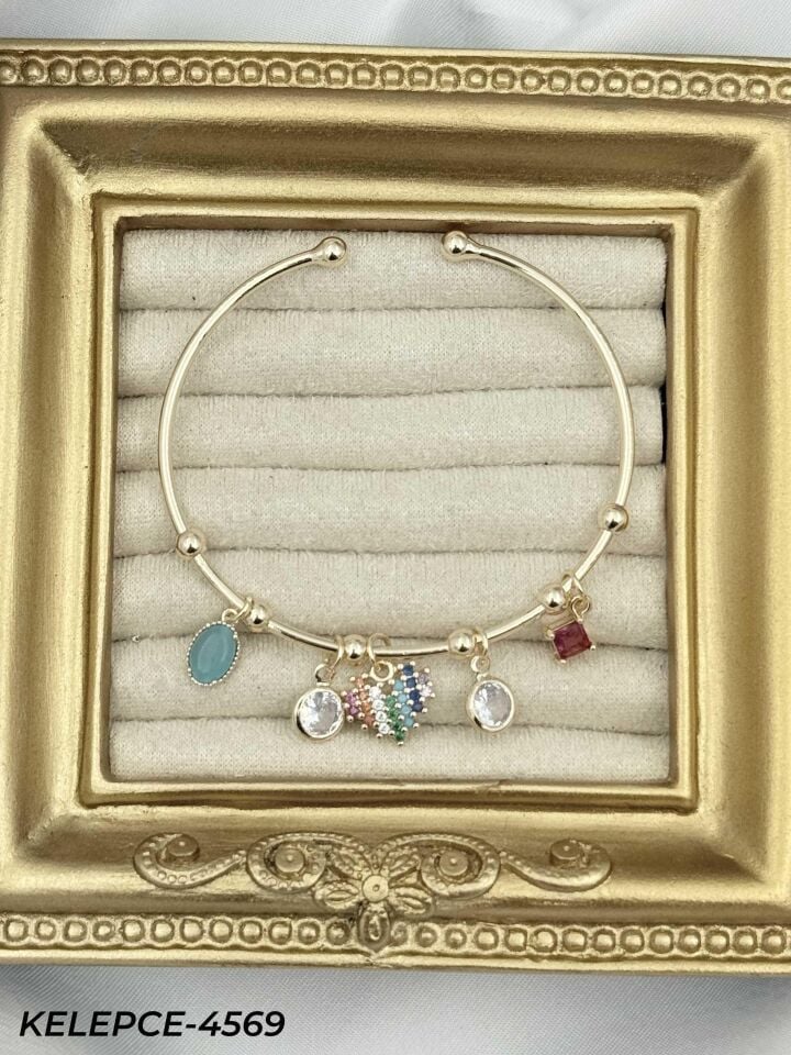 Çelik Charmlı Bileklik // KELEPCE-4569