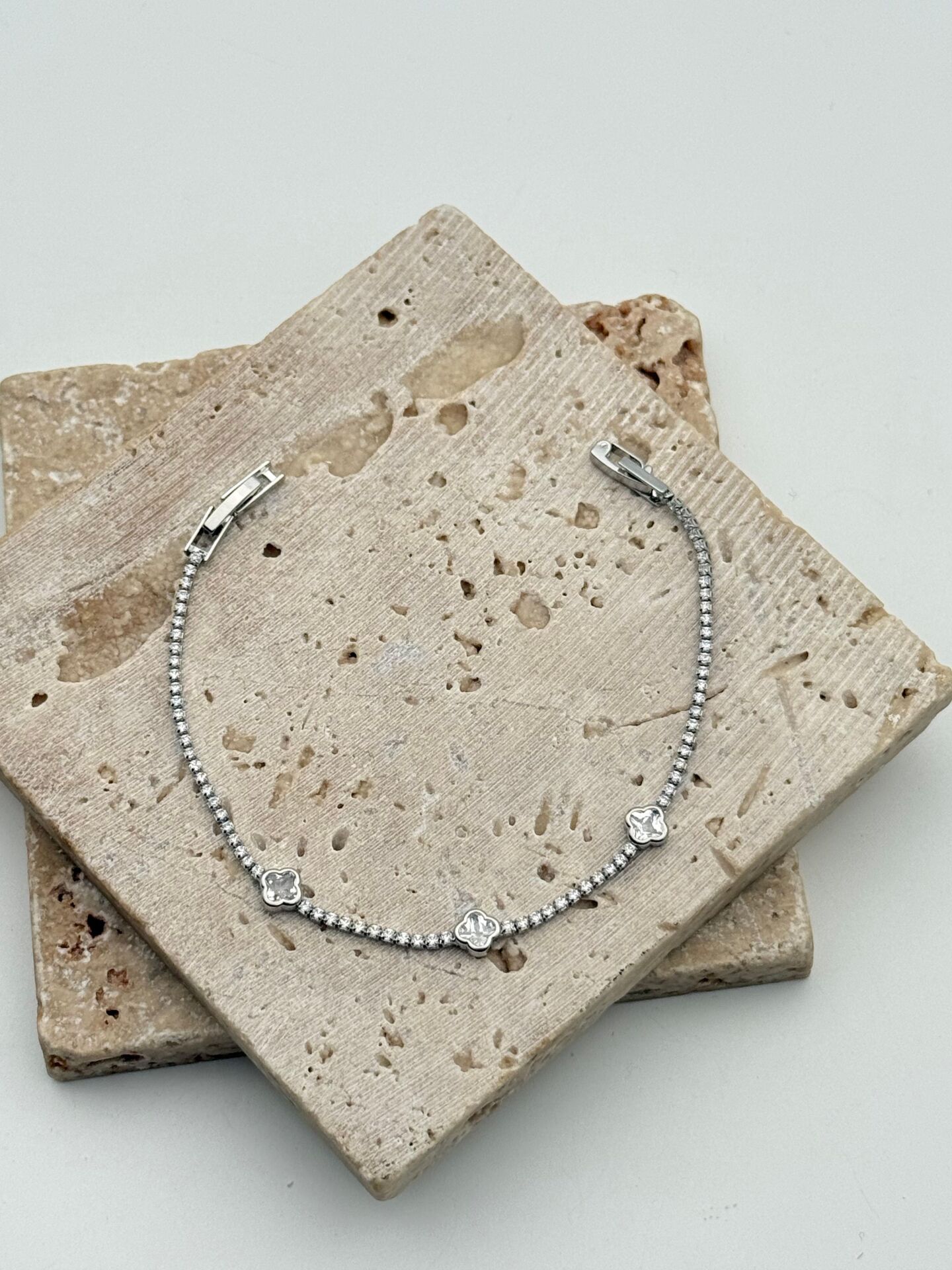 VIP Silver Renk Bileklik // BILEK-6654