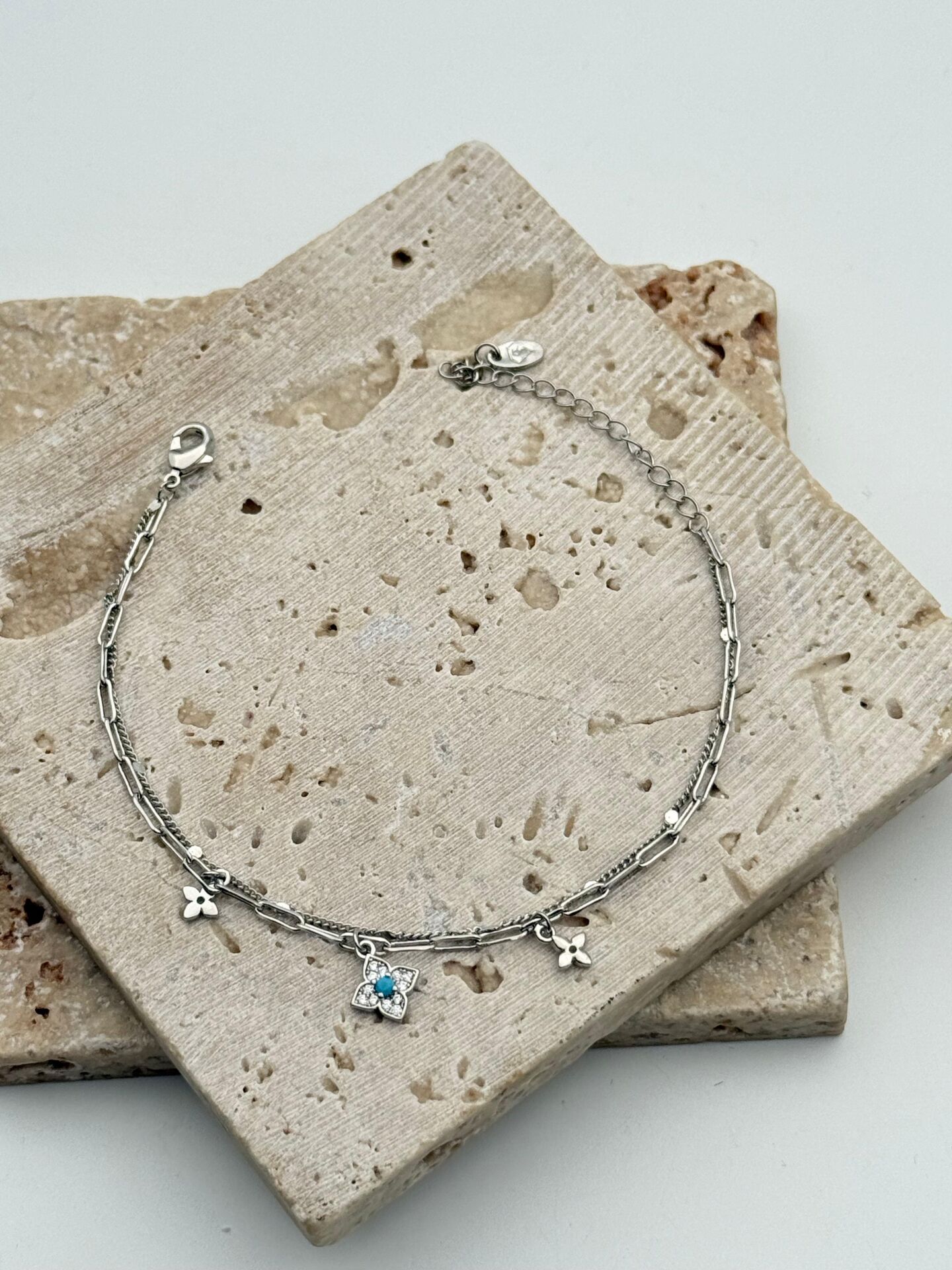 VIP Silver Renk Bileklik // BILEK-6675