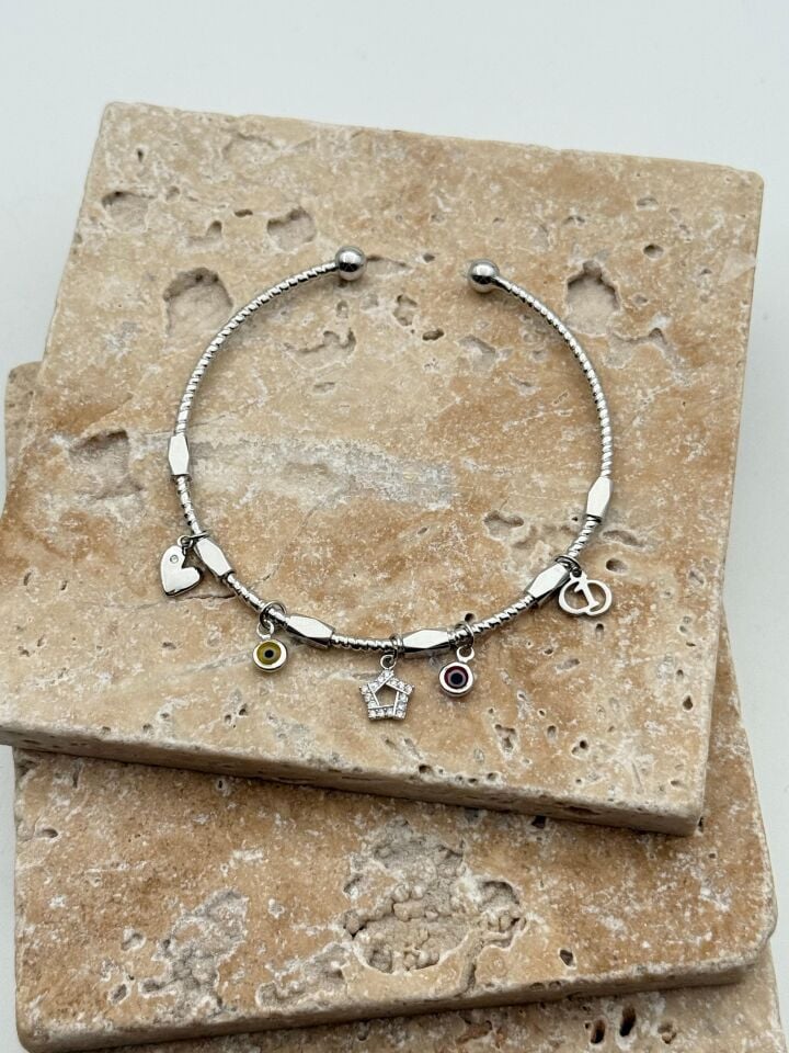 Çelik Charmlı Bileklik // BILEK-5967