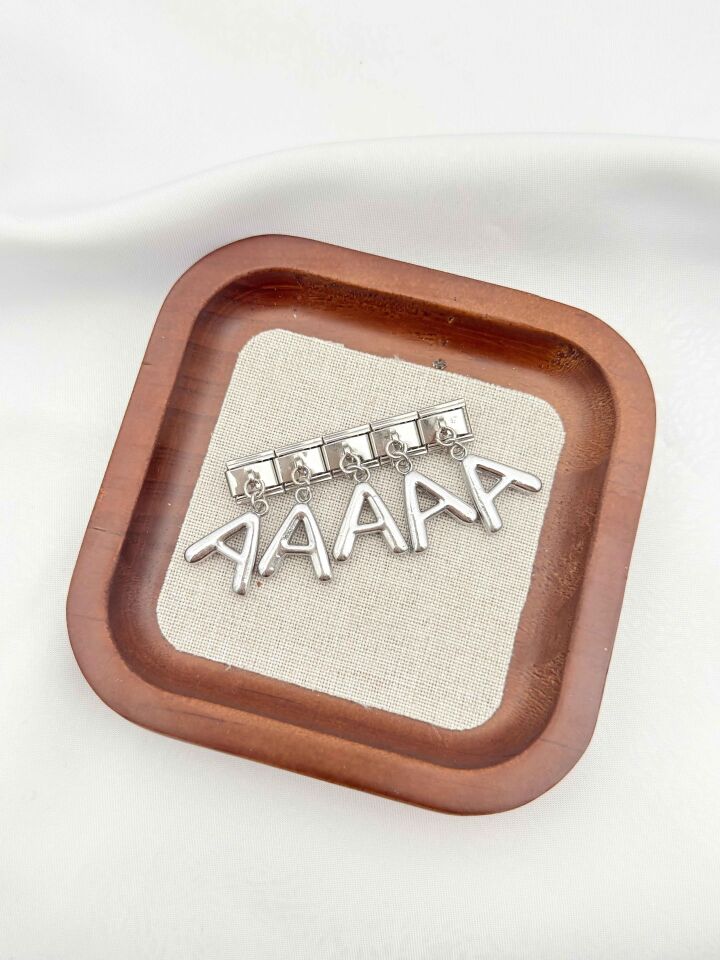 NMT Harfm Charm // CHARM-1218